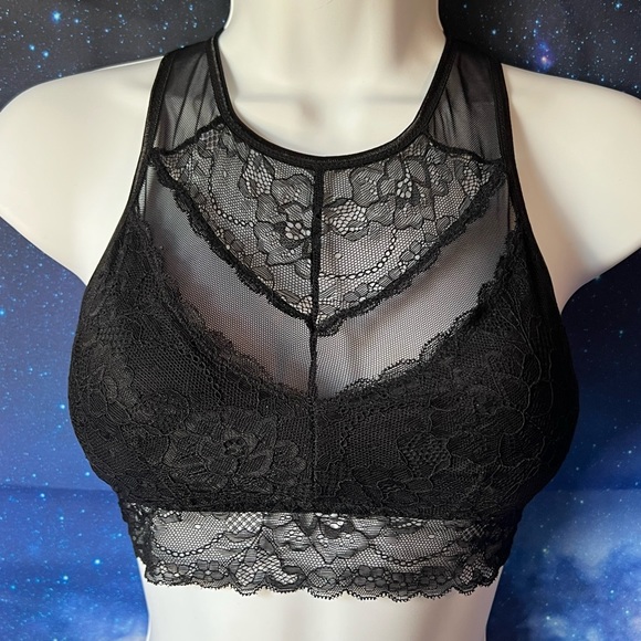 Other - Small - black & lace - open back - bra top